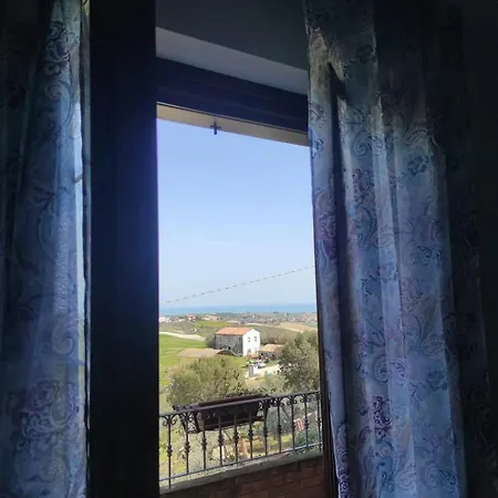 B&B Gli Amici Del Tubarello Roseto Degli Abruzzi Buitenkant foto